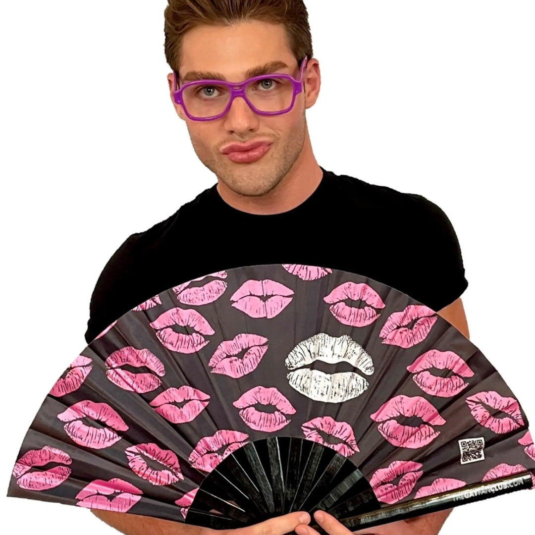 Does Size Matter? Understanding the different sizes and materials of Hand Fans The Gay Fan Club