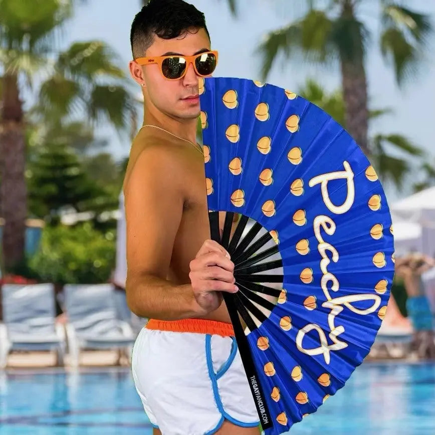 How To Clack A Gay Fan - Ask The Professionals! The Gay Fan Club